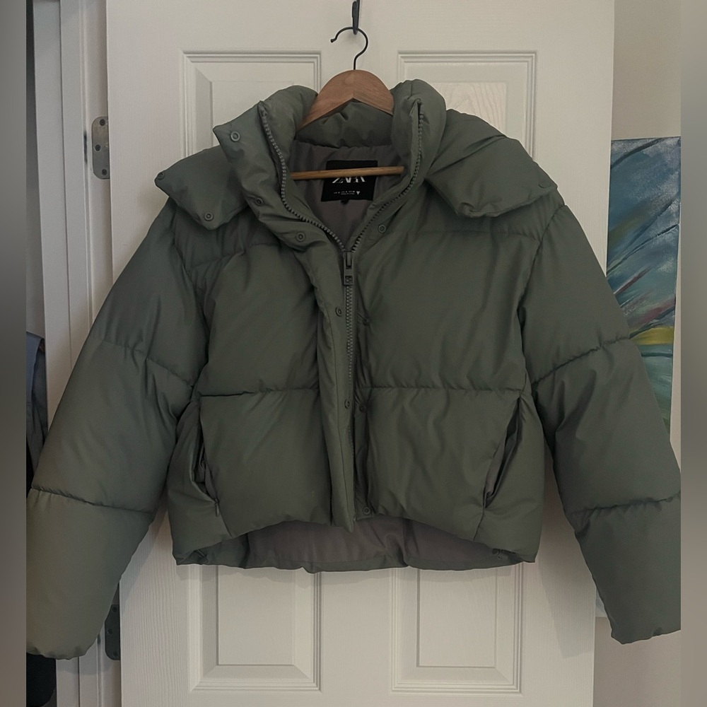 Zara Olive cropped Puffer Jacket